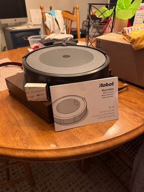 iRobot Roomba Robot Vacuum - Black